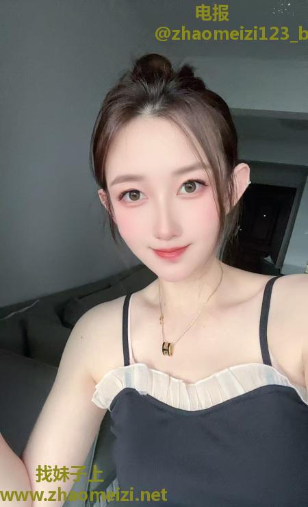江宁气质美女图图不错