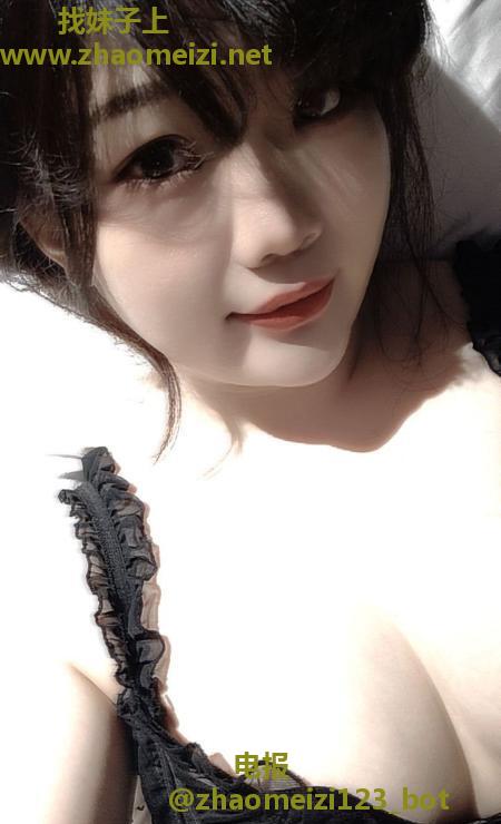 天河大胸玫瑰