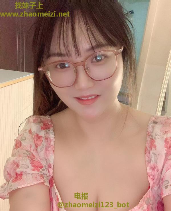 合肥兼职粉嫩大胸妹