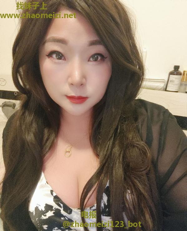 三通骚臀老师