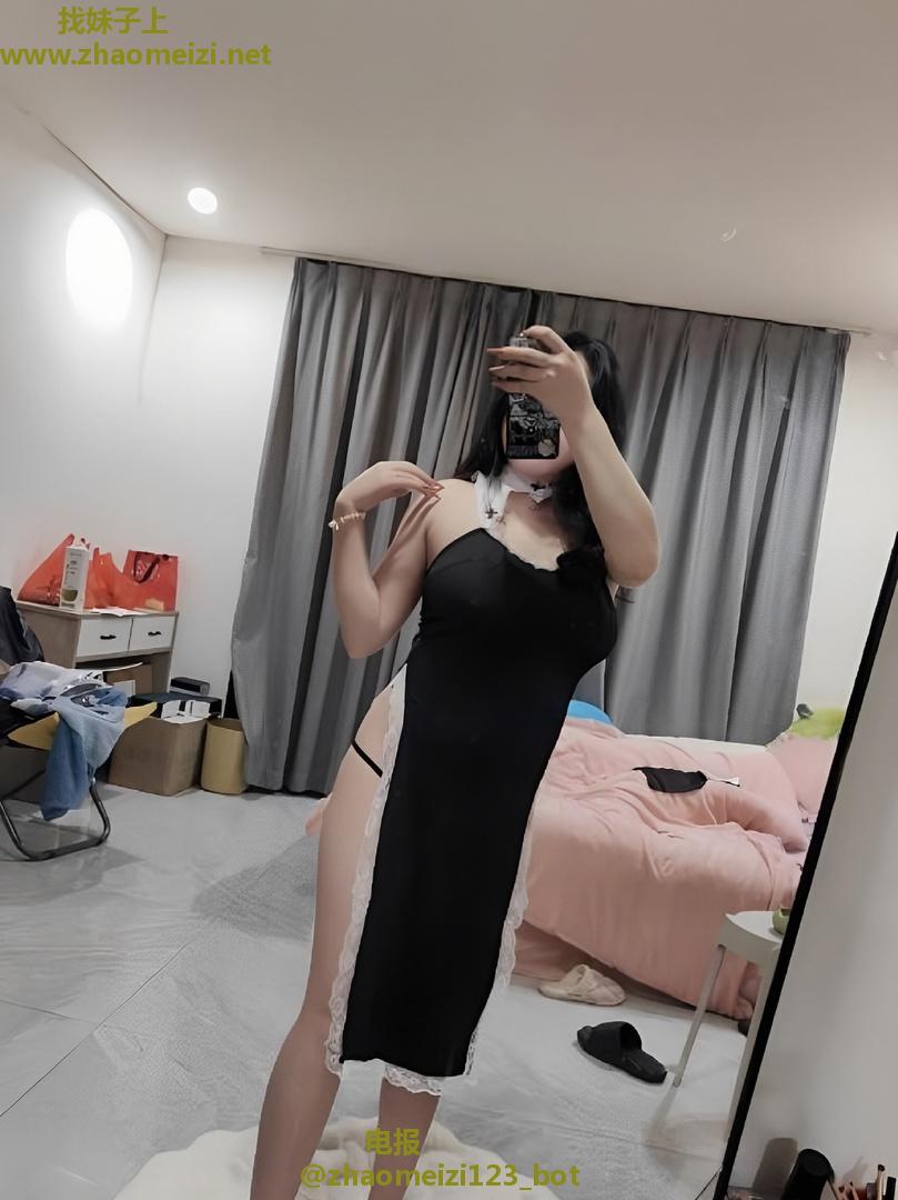 小店爆乳妹娜娜