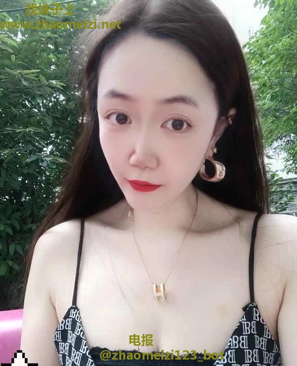 岳麓美腿少妇