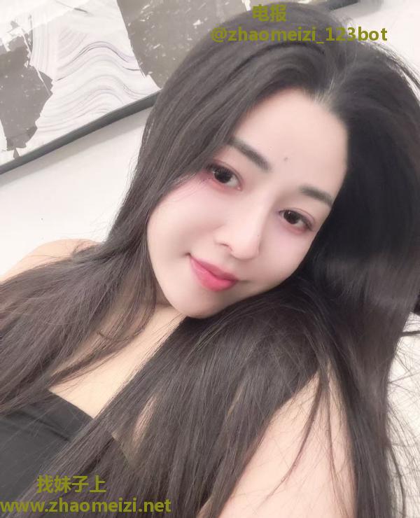 大长腿丰满梓琪超有料