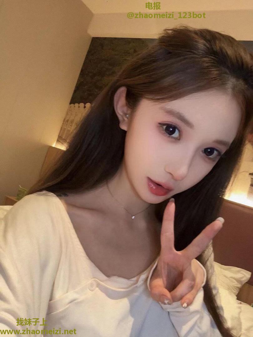 性感水嫩多汁柒柒