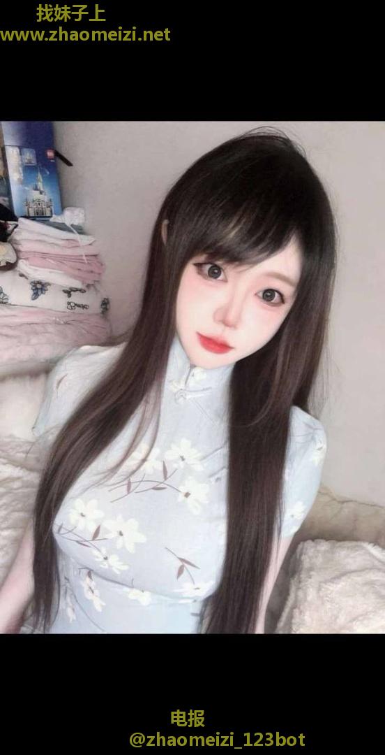 性感旗袍骚逼少妇