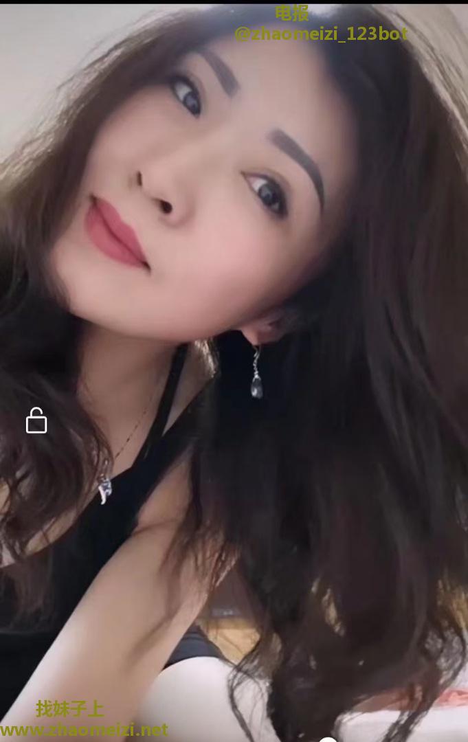 兼职性感杉杉