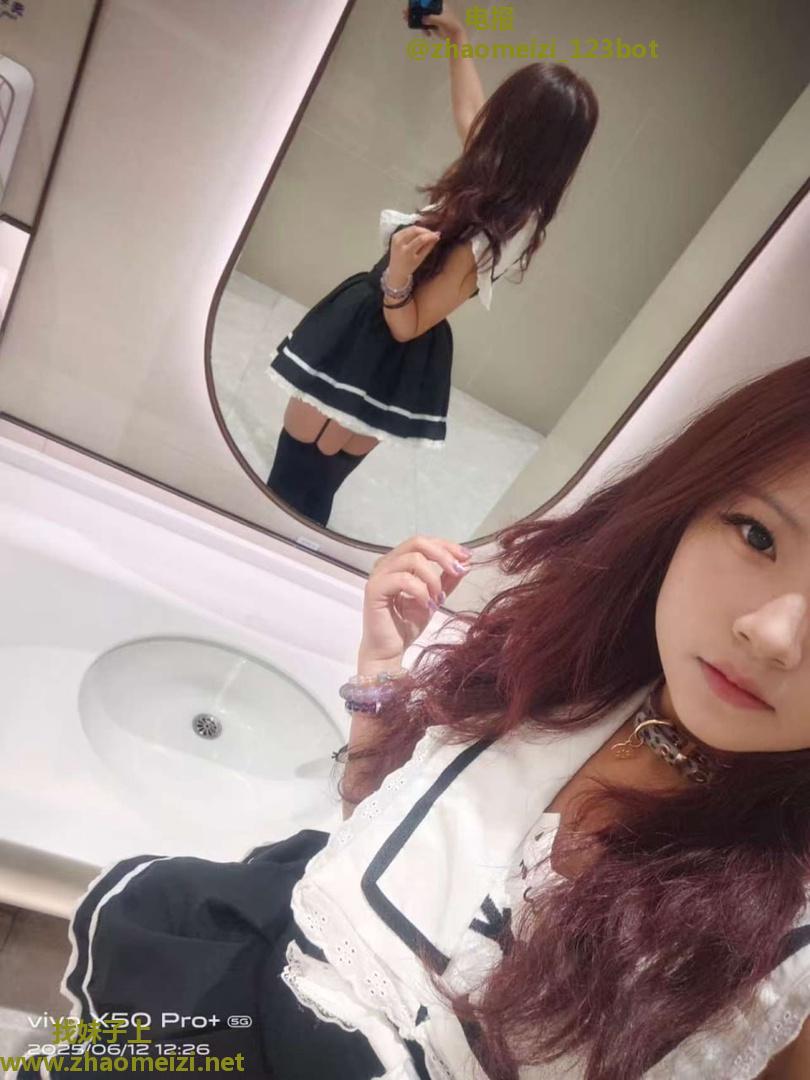 小艺个人兼职自己租房