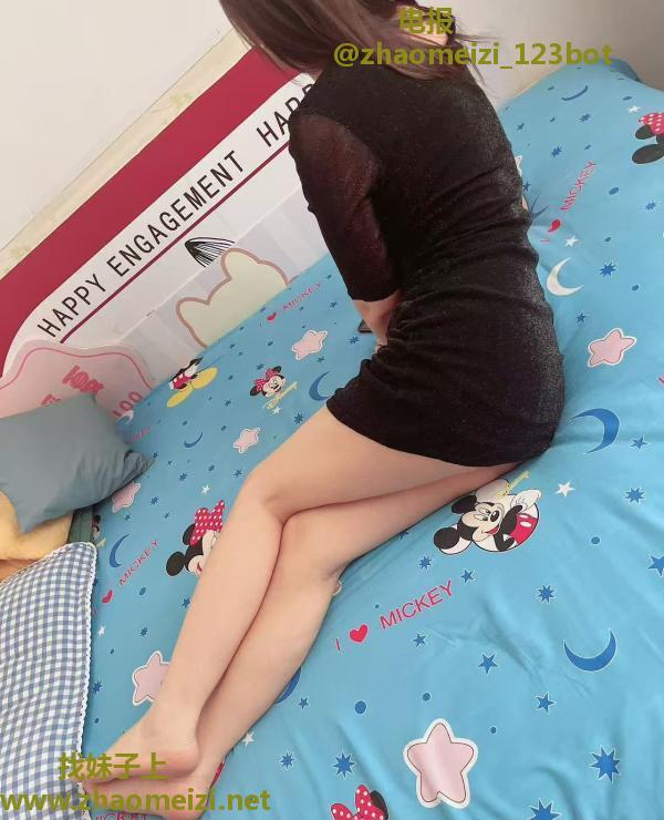官渡巨臀少妇依娜