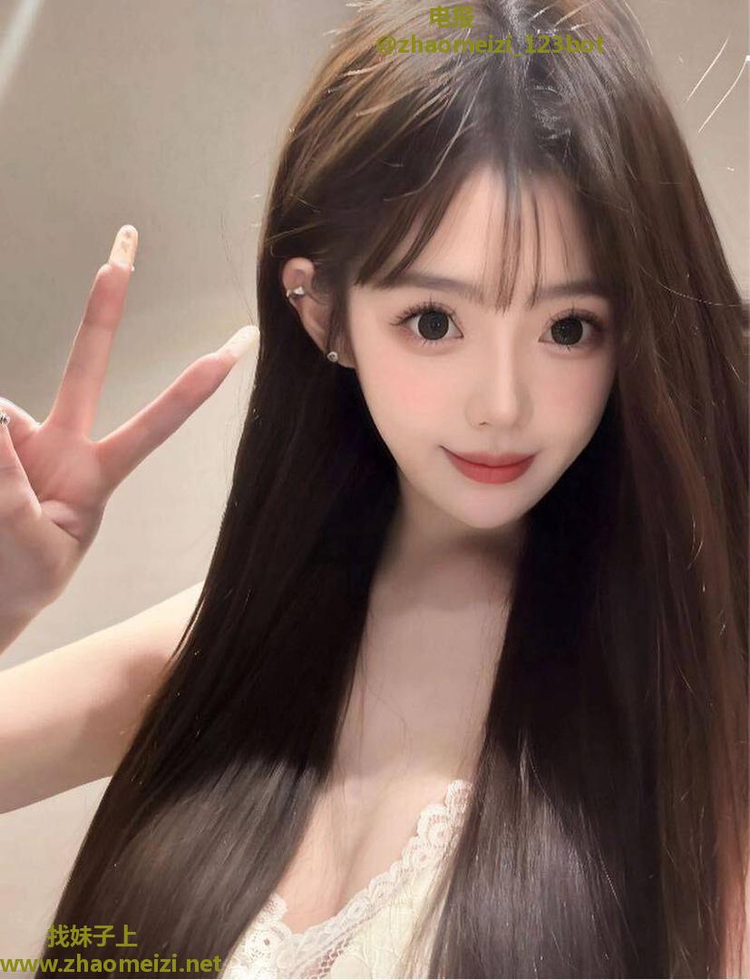 清纯小巧可爱妹子