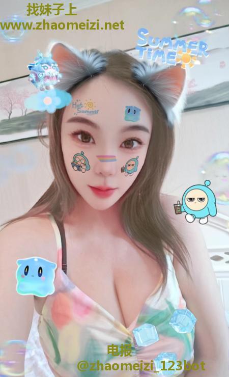 西城镜前战神爆乳西西