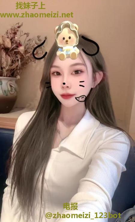 年轻的小姑娘