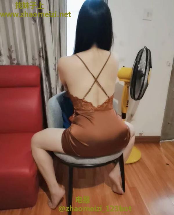 性感长腿少妇
