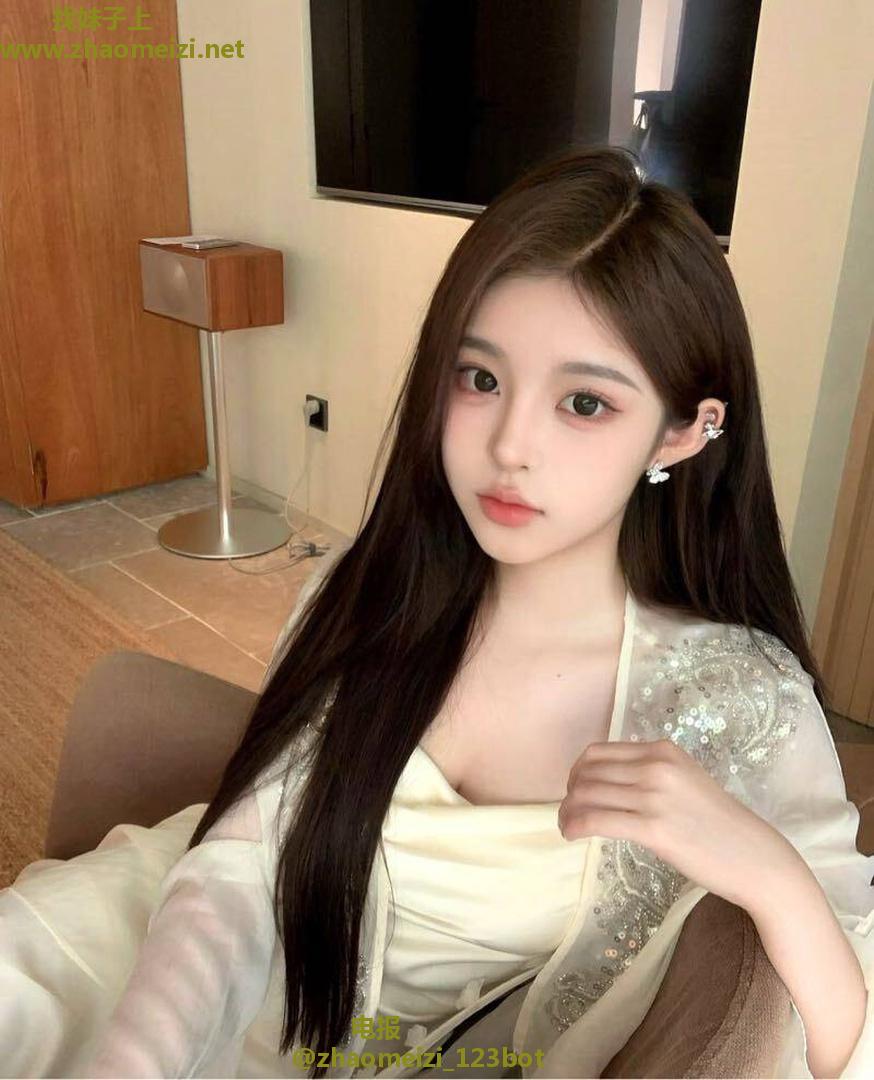 清纯白嫩光滑小妹