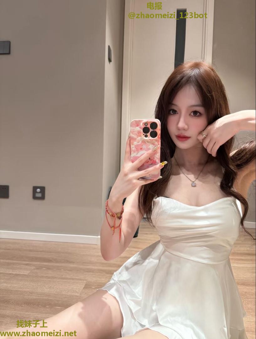 浦东性感大奶美少女
