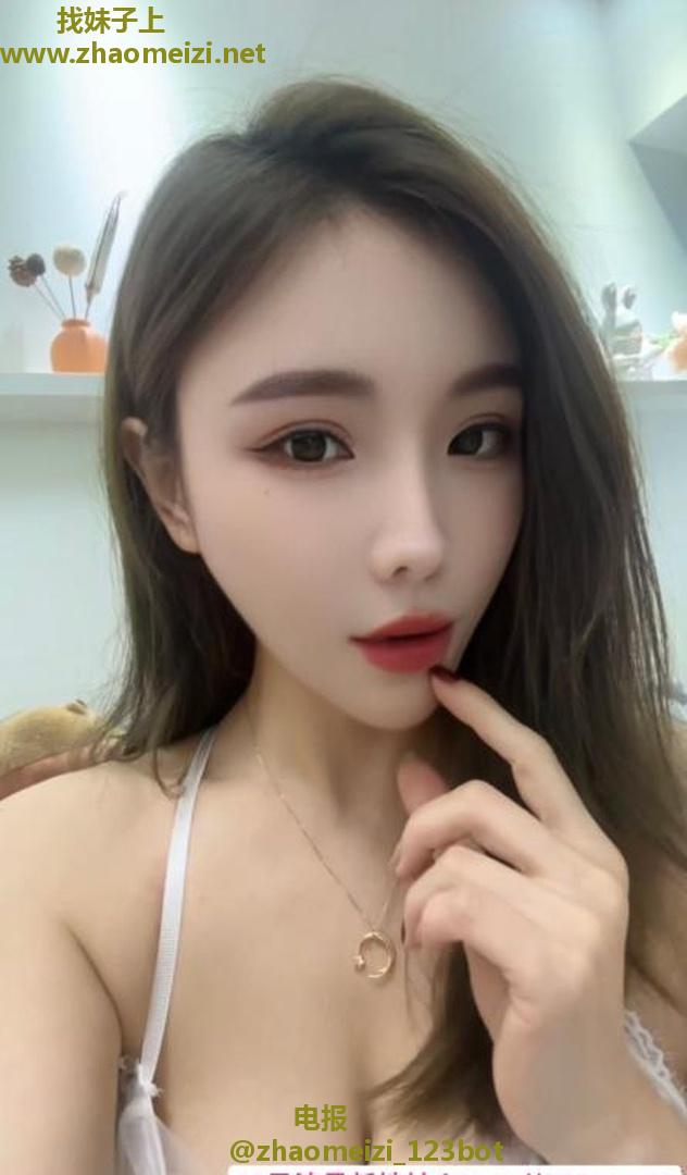 细腰颜值老师