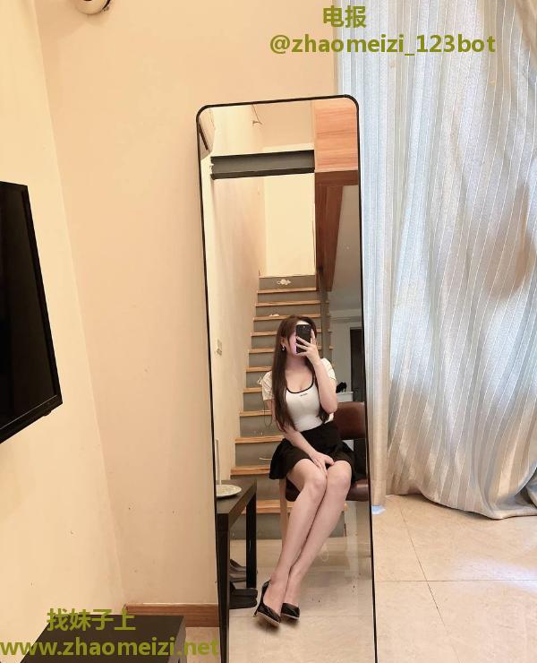 肤白热情少妇