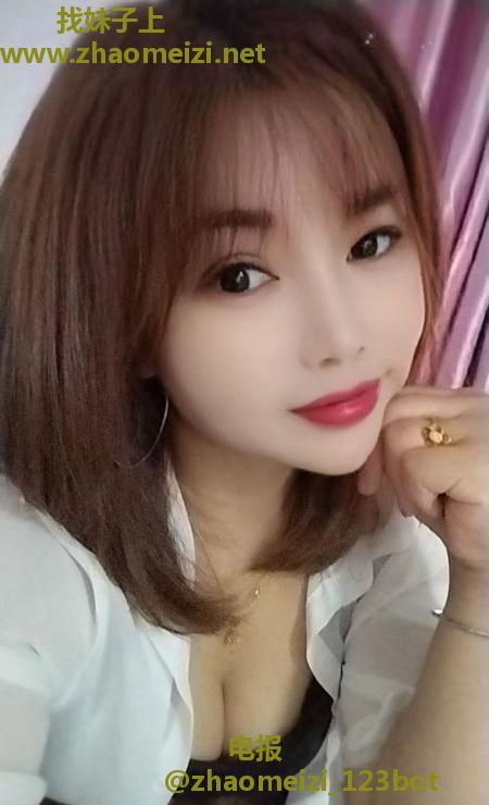 大胸泻火骚妇