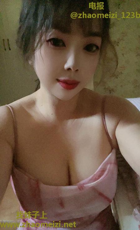 龙首少妇依依