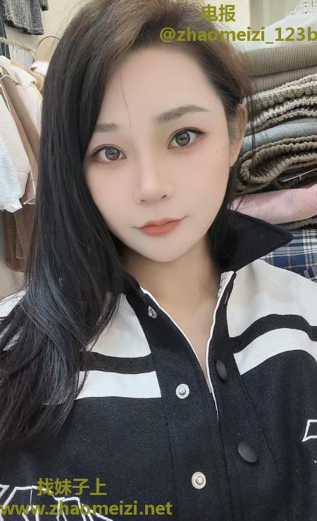 洪山深喉大胸妹