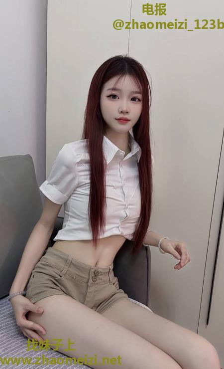 肤白高挑颜值嫩妹