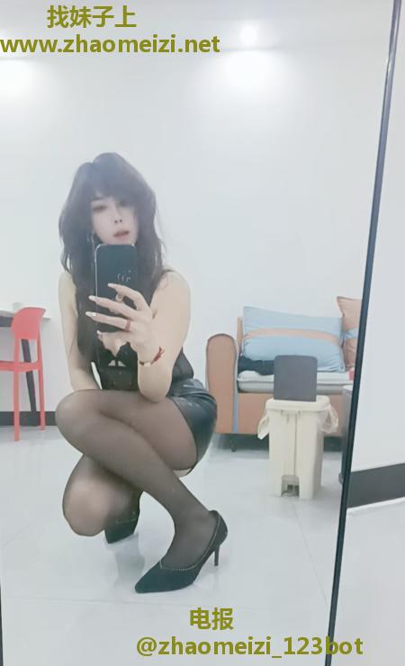 六合风骚熟女