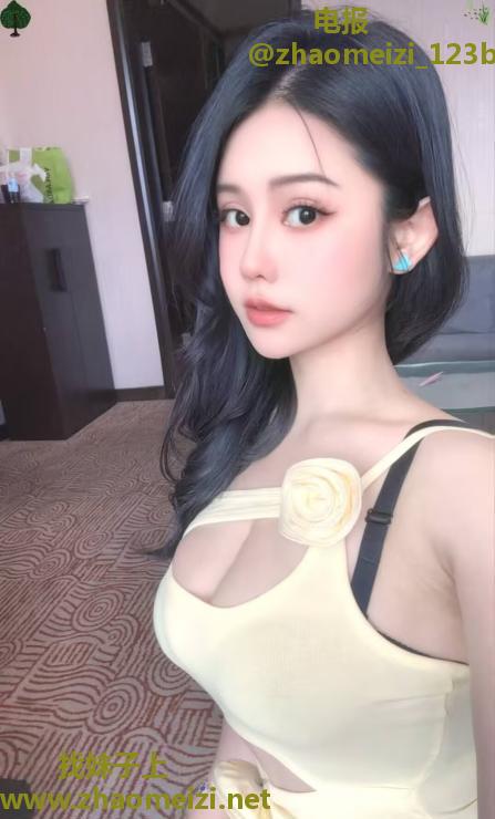 爆乳E斯斯