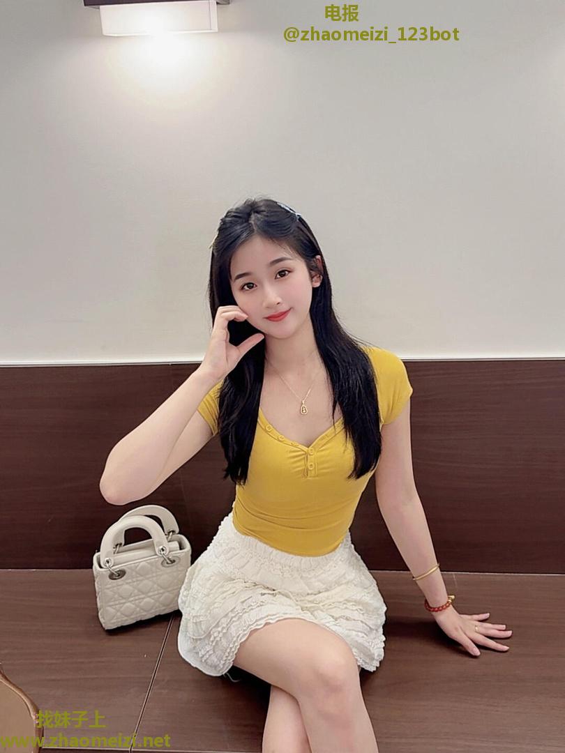 奶大粉红 反差少妇