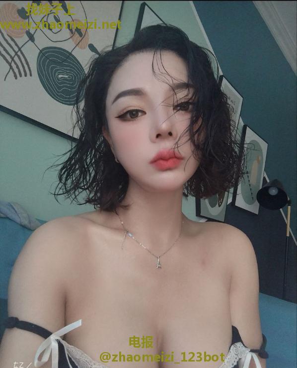 丰满性感大嫂琳达