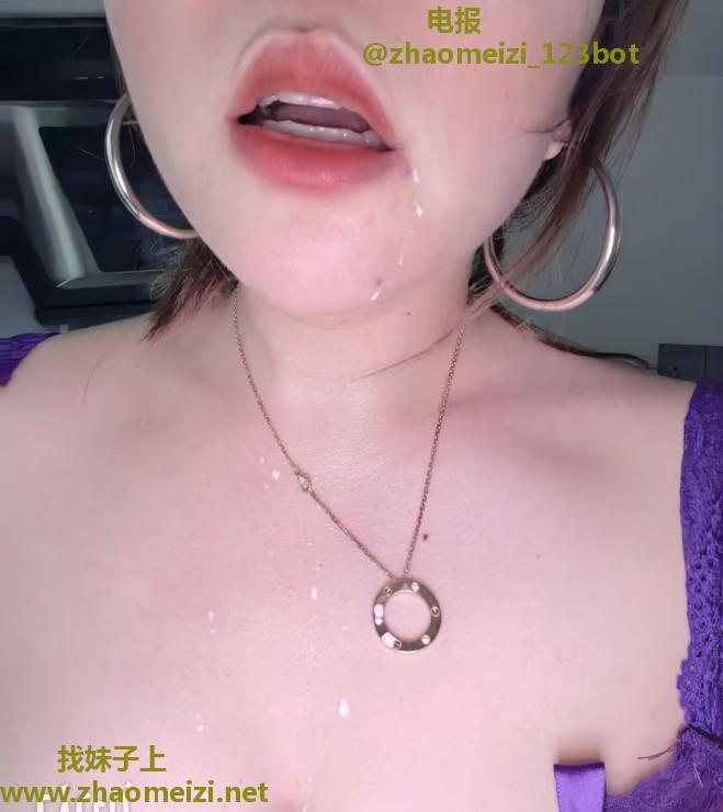 大奶风骚妞妞