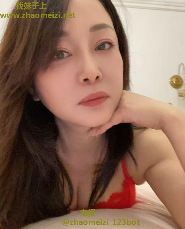 熟女气质御姐莨子