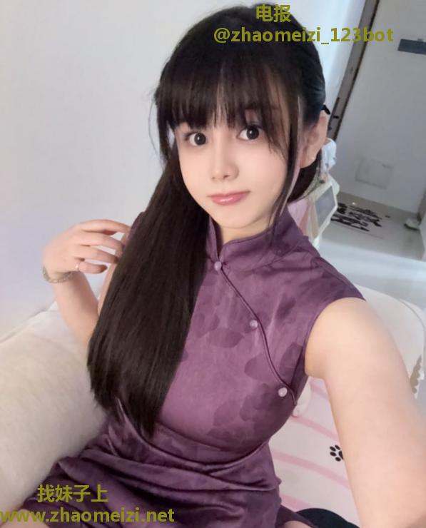 二刷大胸气质美女