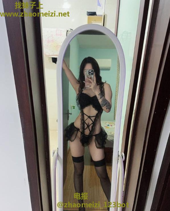 丝袜女王西西
