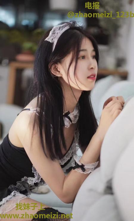高颜值美女老师