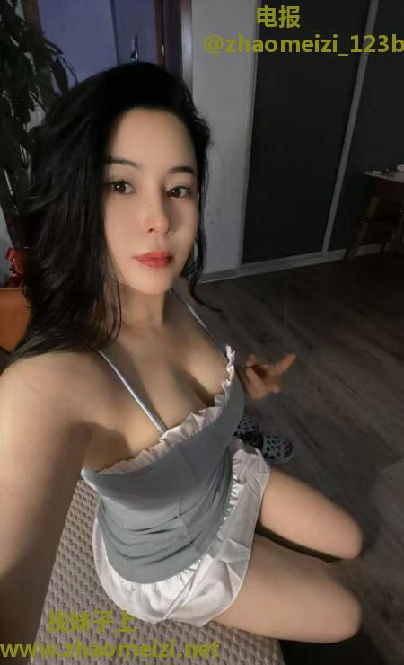 园区大奶少妇