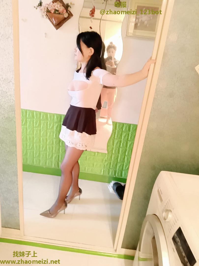 实惠风骚少妇