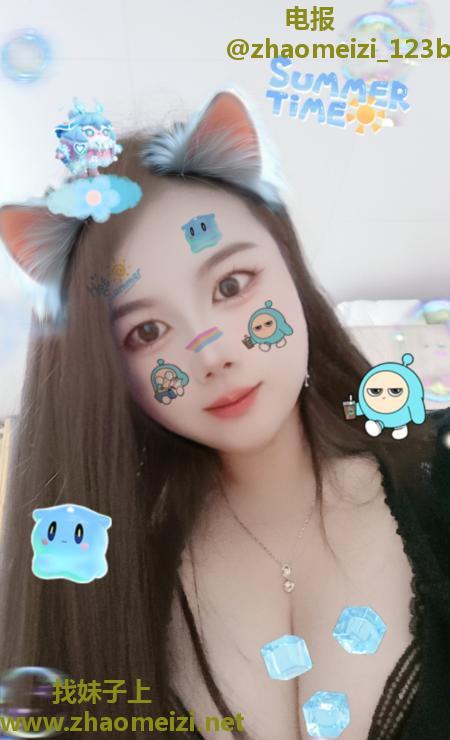 体验皮肤白嫩的宝儿