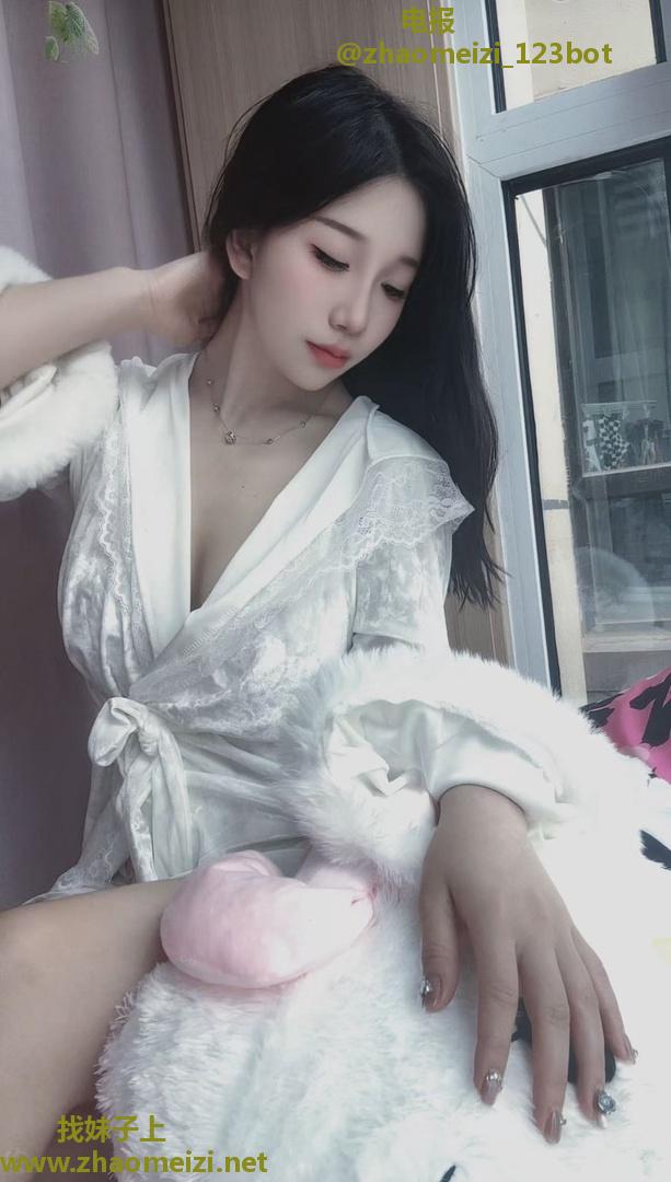二战西安美女姐姐