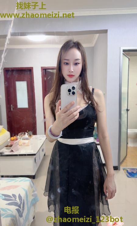 白皙少妇朵朵