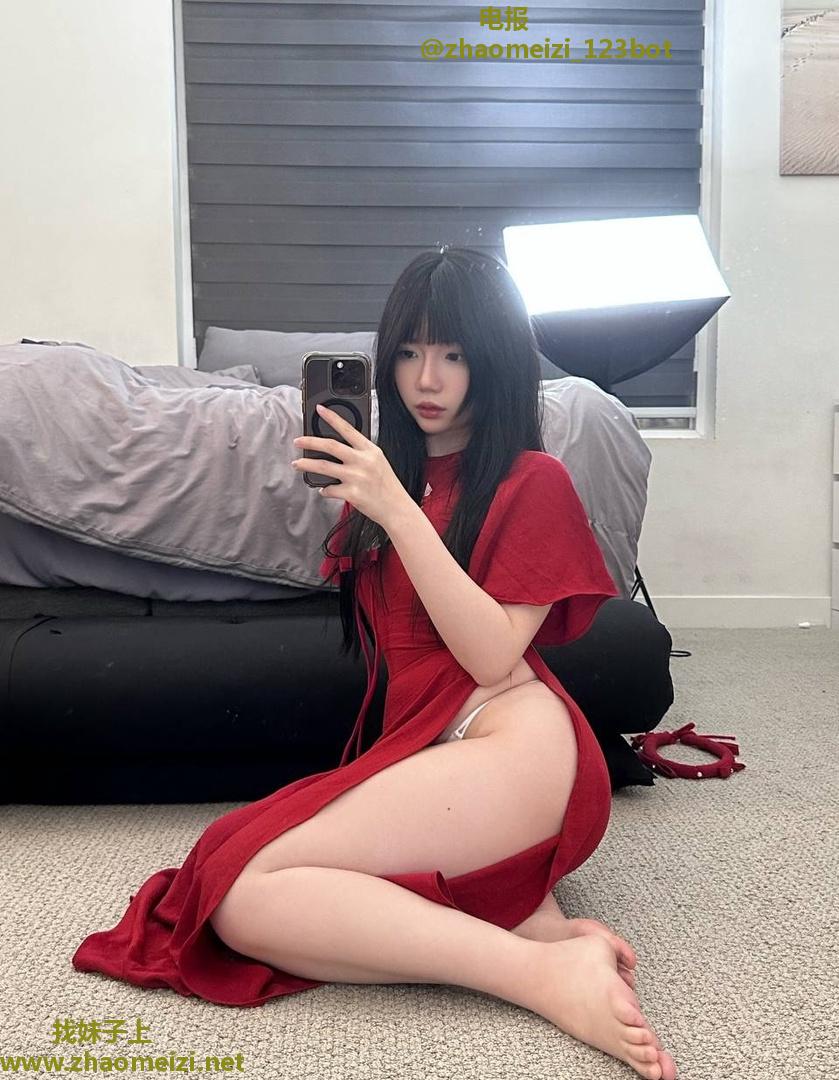 包子B蜜桃臀丹丹
