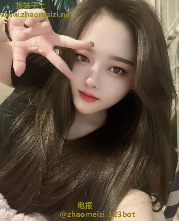 性感蜜桃臀少妇