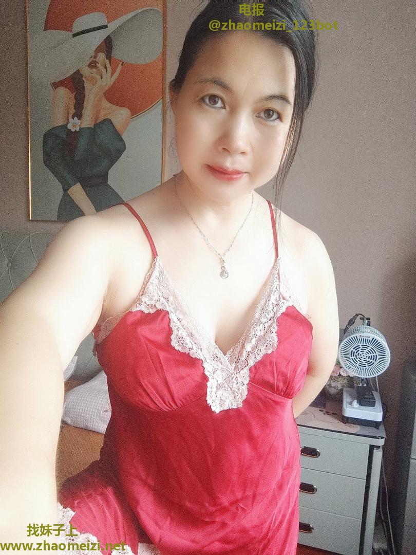 可以三通的熟女