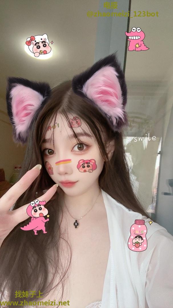 江宁高挑颜值系女孩