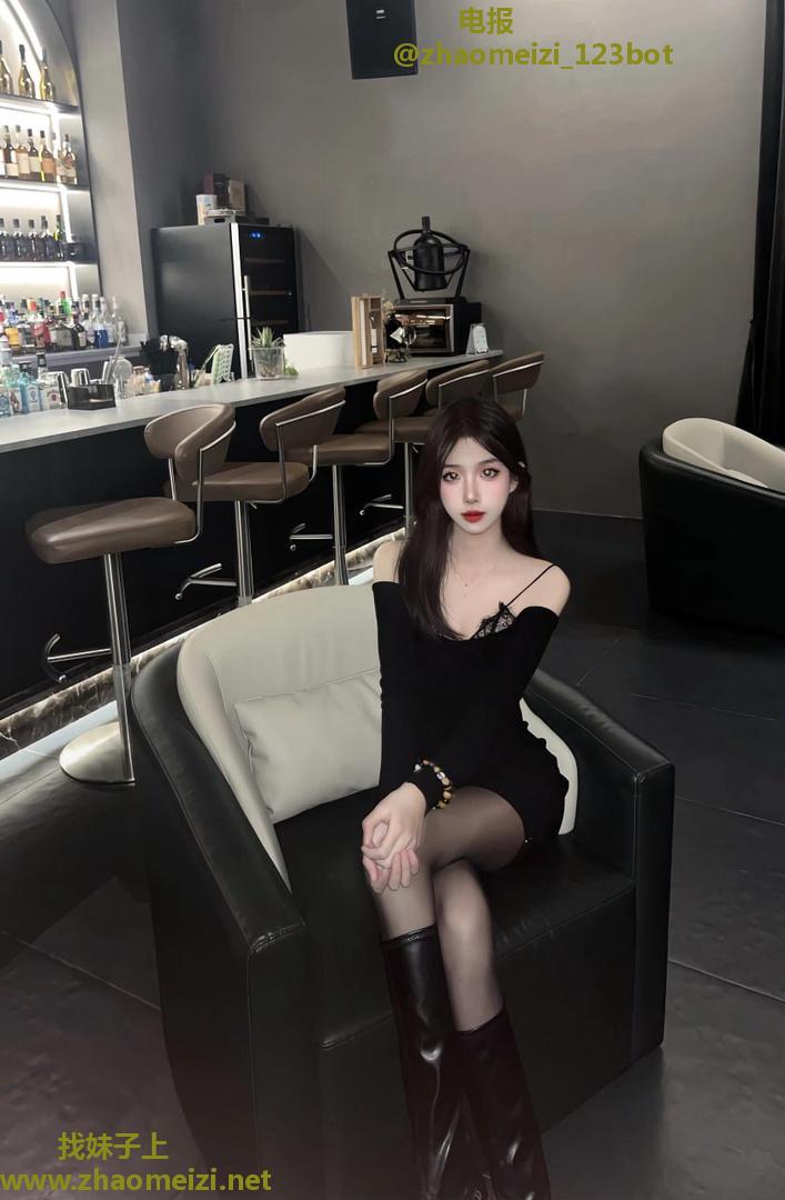 极品黑丝诱人姐姐