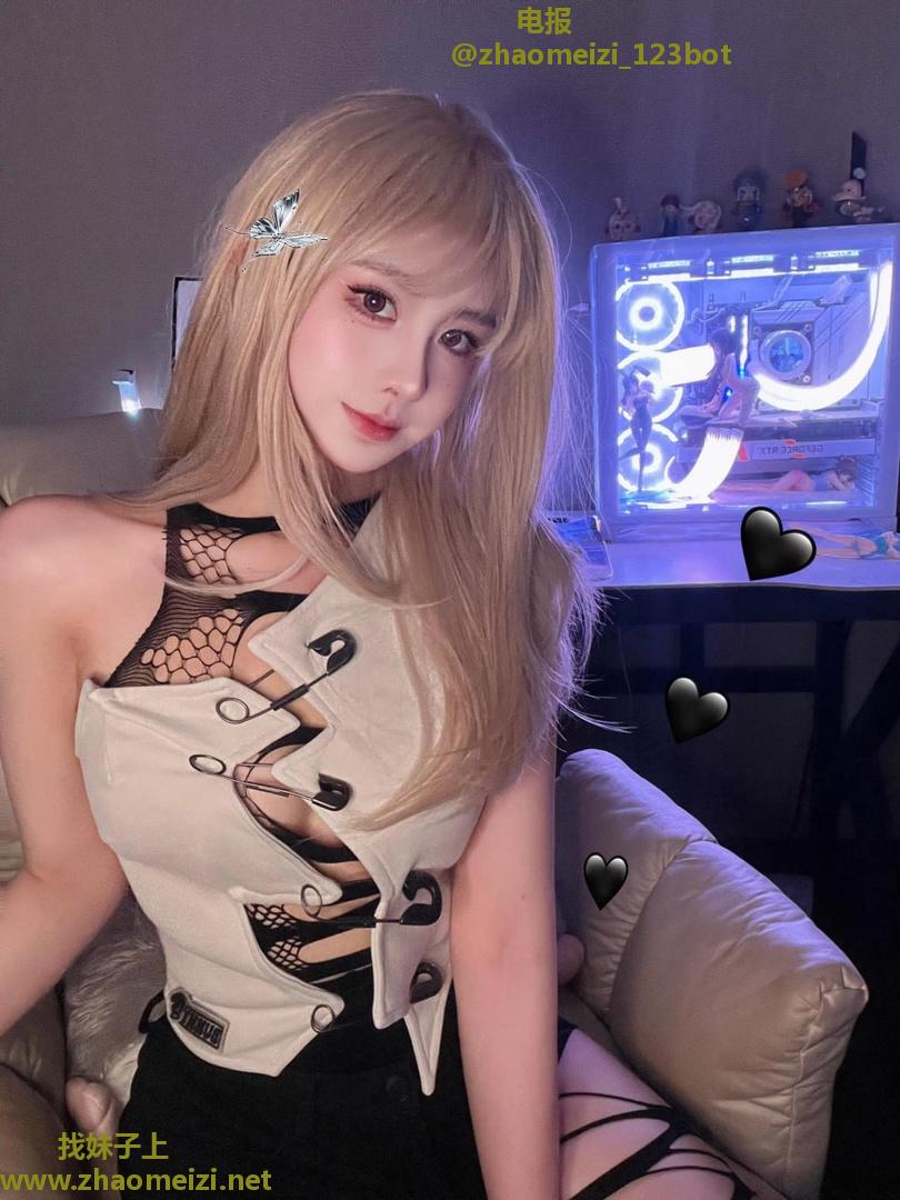 极品诱人电竞宅女