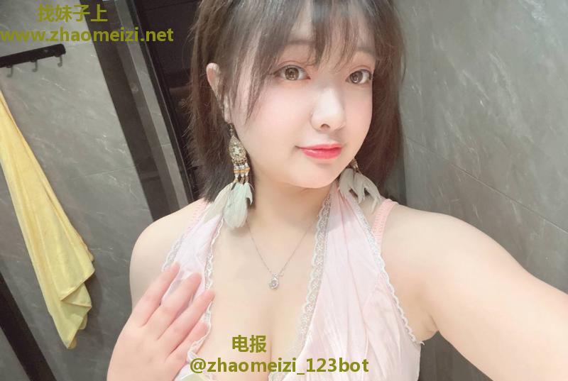 回锅小胖妹花花