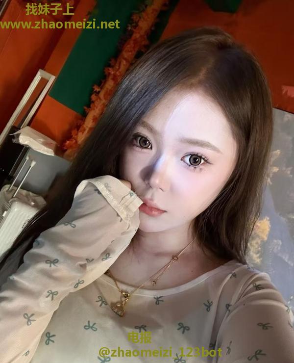 性感年轻小骚货