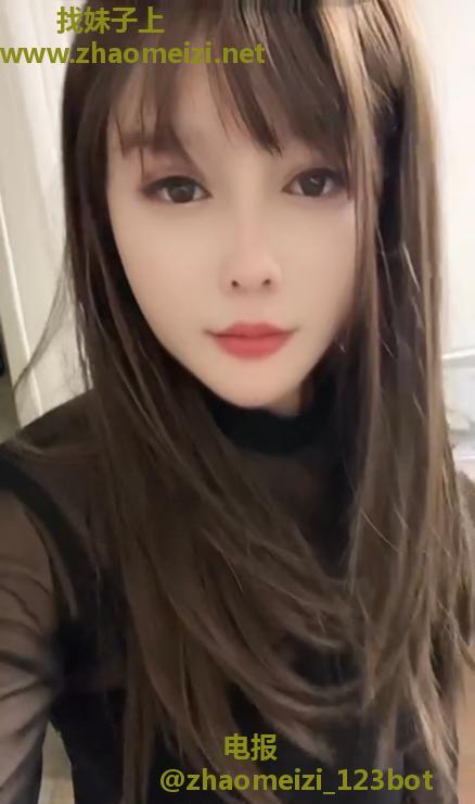 颜值服务型老师