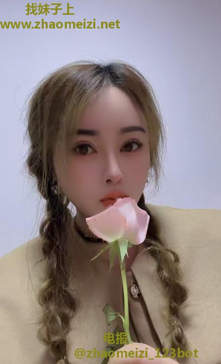 马房山嫂子毒龙爽