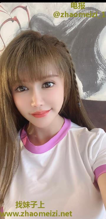 爱深喉的小骚妇