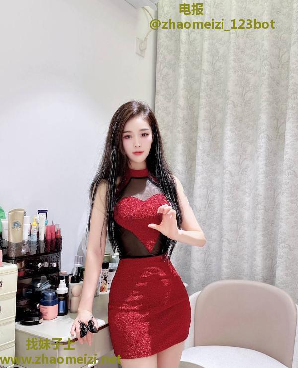 细腰丰臀妖娆萱萱